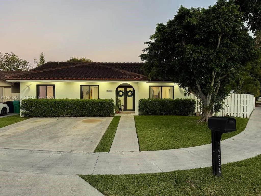 14554 Sw 96 Terr Sw 96 Terr, Miami, Florida 33186, Miami, Florida 33186, 4 Bedrooms Bedrooms, ,2 BathroomsBathrooms,Residential,For Sale,14554 Sw 96 Terr Sw 96 Terr, Miami, Florida 33186,A12002562