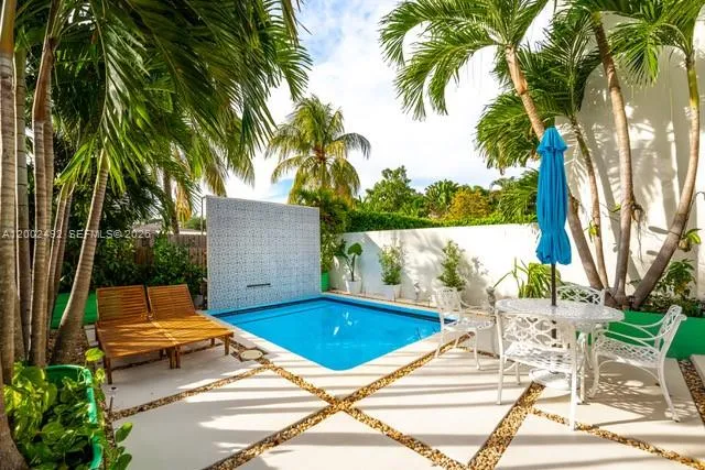 2766 Sw 33rd Ave 2766, Miami, Florida 33133, Miami, Florida 33133, 3 Bedrooms Bedrooms, ,3 BathroomsBathrooms,Residential,For Sale,2766 Sw 33rd Ave 2766, Miami, Florida 33133,A12002492