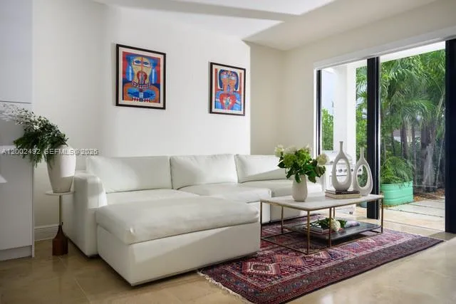 2766 Sw 33rd Ave 2766, Miami, Florida 33133, Miami, Florida 33133, 3 Bedrooms Bedrooms, ,3 BathroomsBathrooms,Residential,For Sale,2766 Sw 33rd Ave 2766, Miami, Florida 33133,A12002492