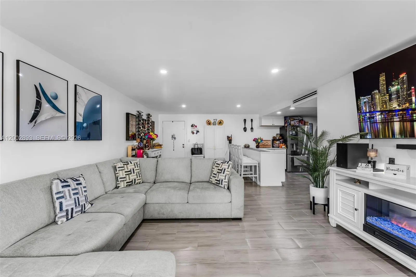 13700 Sw 62nd St 244, Miami, Florida 33183, Miami, Florida 33183, 3 Bedrooms Bedrooms, ,2 BathroomsBathrooms,Residential,For Sale,13700 Sw 62nd St 244, Miami, Florida 33183,A12002893