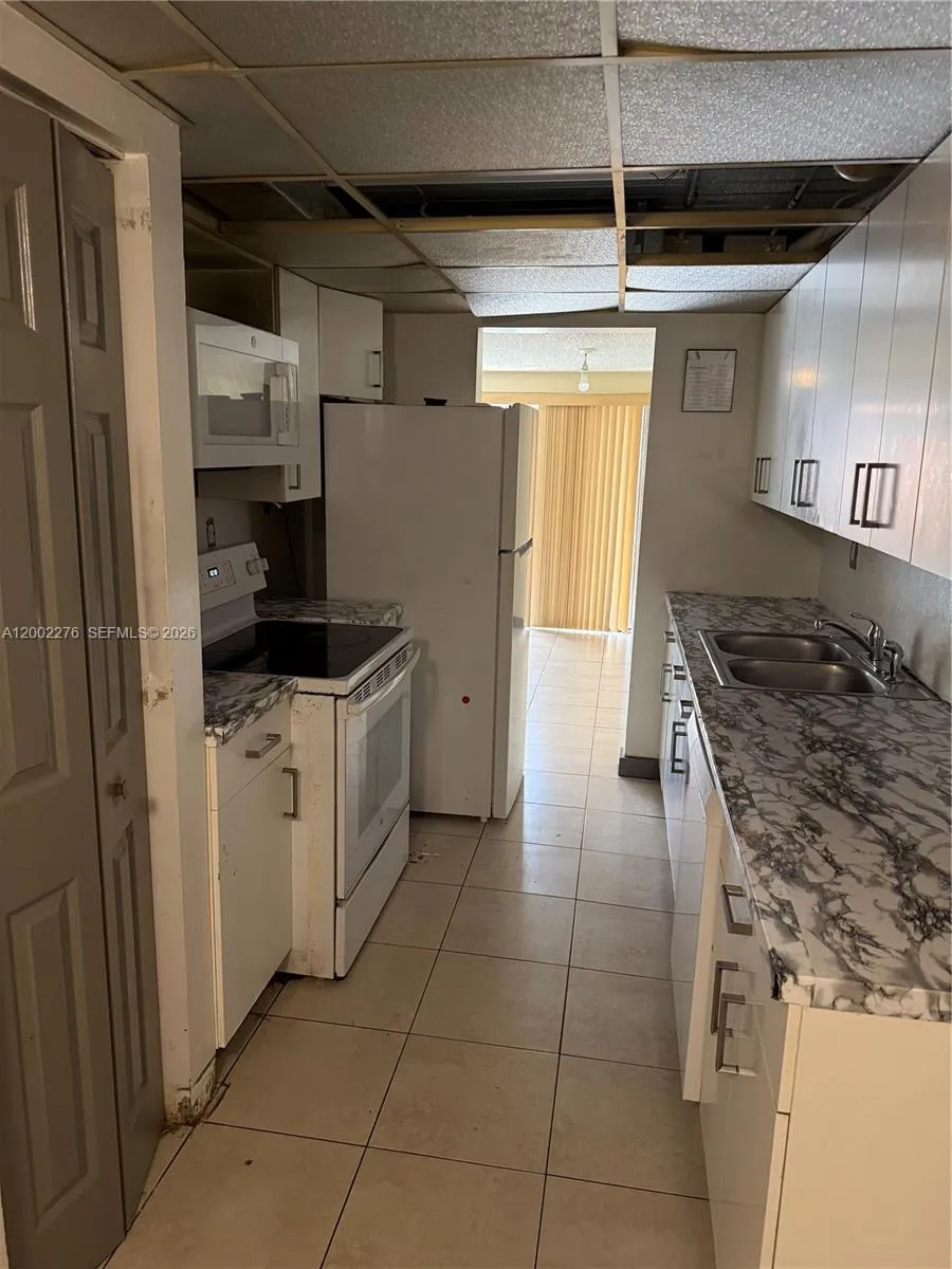 8024 Nw 27th Ct, Sunrise, Florida 33322, Sunrise, Florida 33322, 3 Bedrooms Bedrooms, ,2 BathroomsBathrooms,Residential,For Sale,8024 Nw 27th Ct, Sunrise, Florida 33322,A12002276