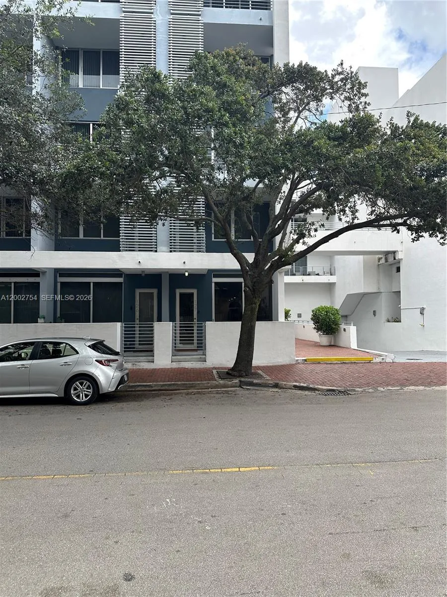 3339 Virginia St 127, Miami, Florida 33133, Miami, Florida 33133, ,Commercial Lease,For Rent,3339 Virginia St 127, Miami, Florida 33133,A12002754