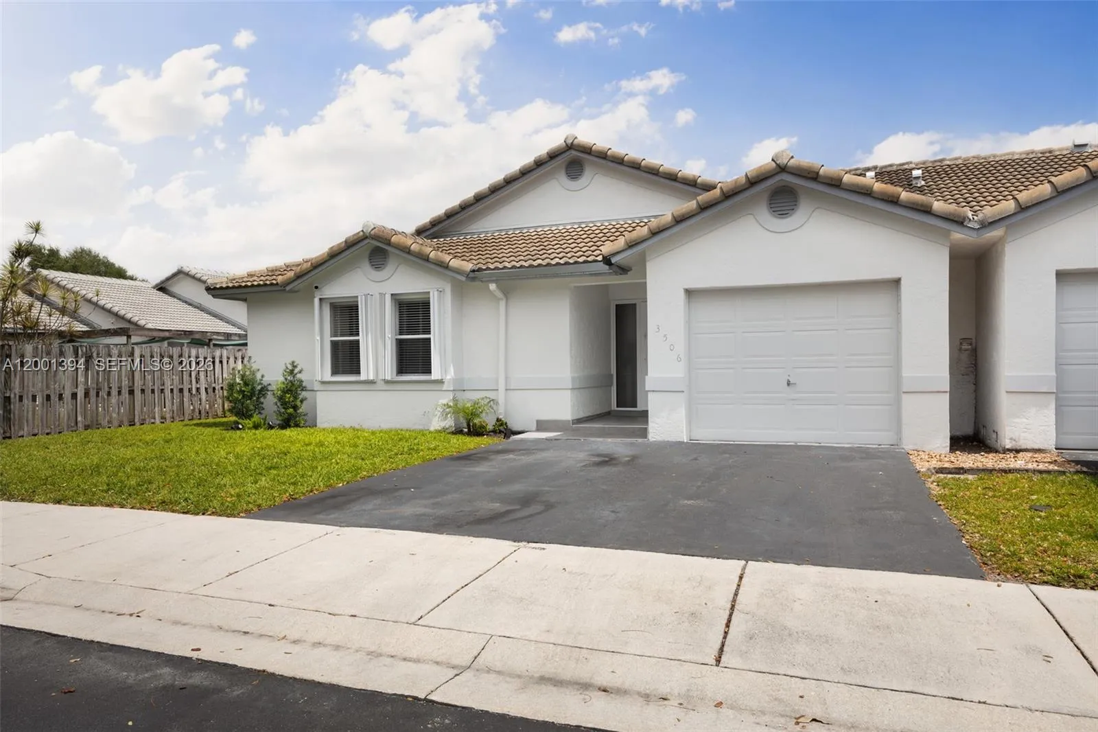 3506 Nw 79th Way, Davie, Florida 33024, Davie, Florida 33024, 3 Bedrooms Bedrooms, ,2 BathroomsBathrooms,Residential Lease,For Rent,3506 Nw 79th Way, Davie, Florida 33024,A12001394