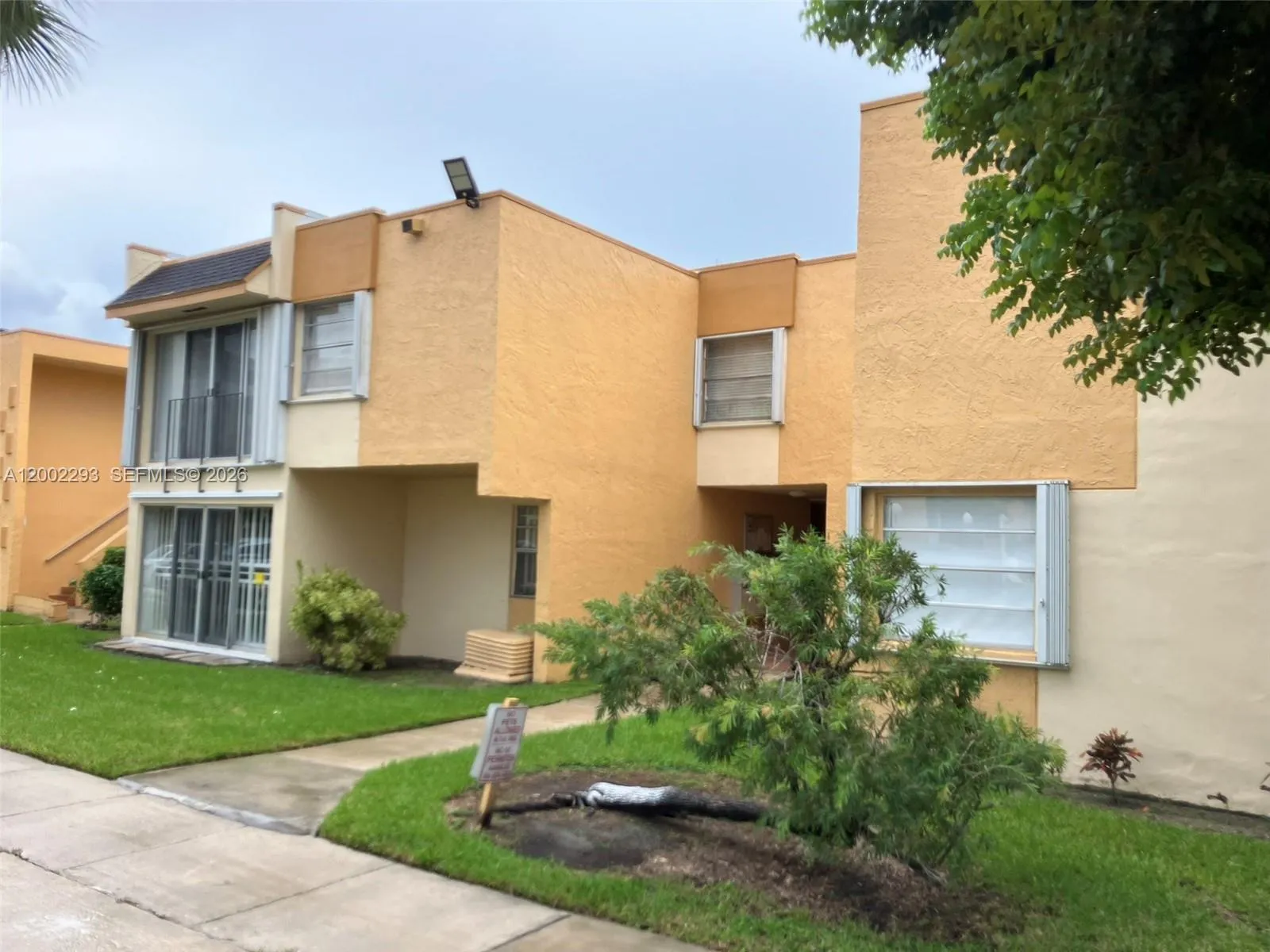 9311 Sw 4th St 104b, Miami, Florida 33174, Miami, Florida 33174, 2 Bedrooms Bedrooms, ,1 BathroomBathrooms,Residential,For Sale,9311 Sw 4th St 104b, Miami, Florida 33174,A12002293
