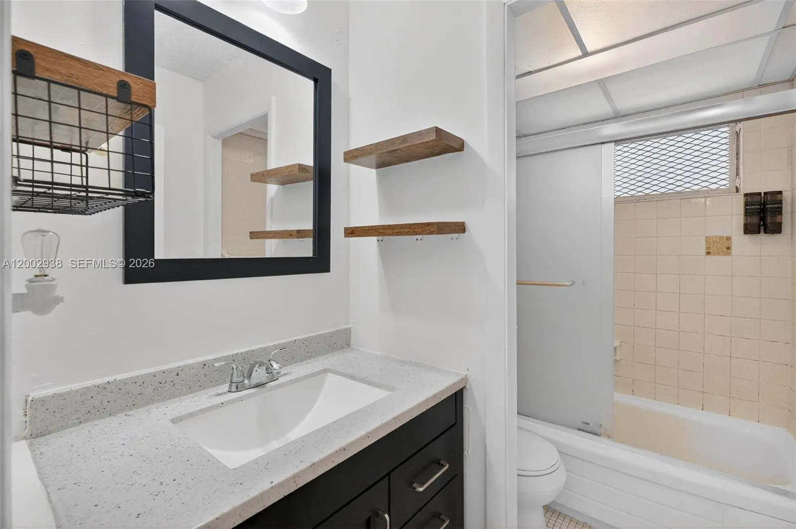 1620 West Ave 204, Miami Beach, Florida 33139, Miami Beach, Florida 33139, 1 Bedroom Bedrooms, ,1 BathroomBathrooms,Residential,For Sale,1620 West Ave 204, Miami Beach, Florida 33139,A12002938