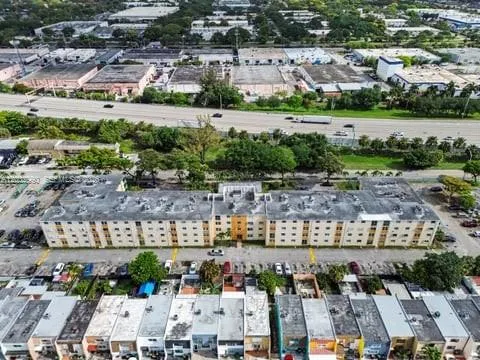 606 W 81st St 120, Hialeah, Florida 33014, Hialeah, Florida 33014, 2 Bedrooms Bedrooms, ,1 BathroomBathrooms,Residential,For Sale,606 W 81st St 120, Hialeah, Florida 33014,A12002990