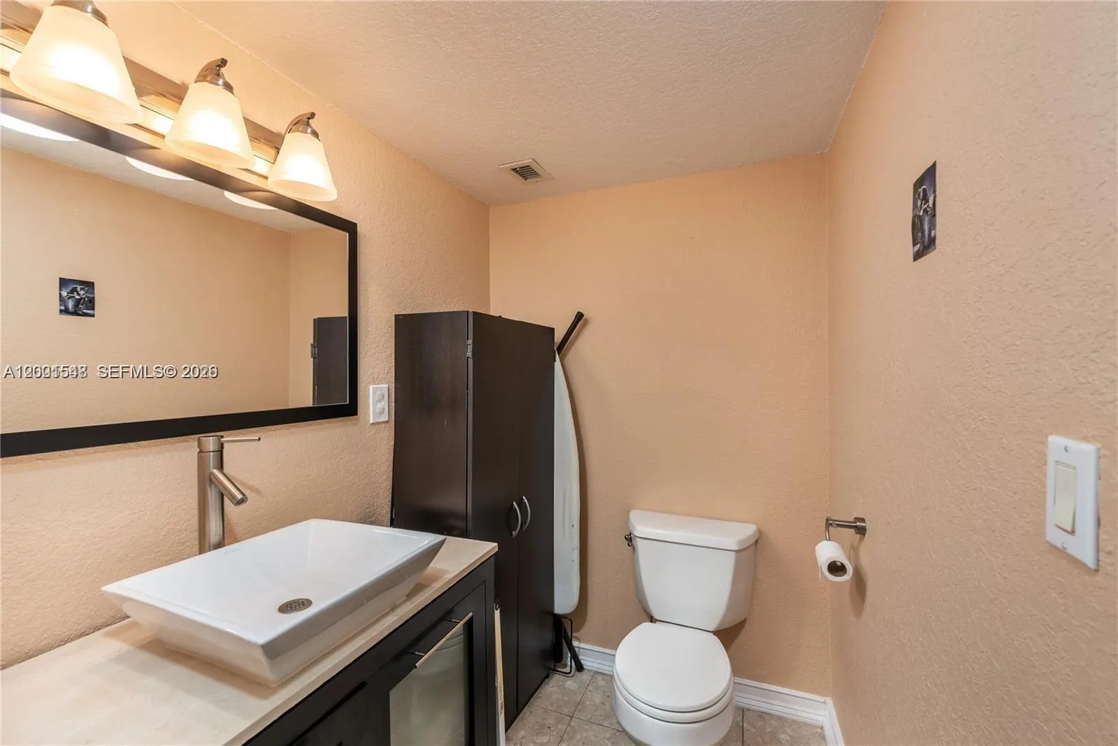 1000 Michigan Ave 704, Miami Beach, Florida 33139, Miami Beach, Florida 33139, 1 Bedroom Bedrooms, ,1 BathroomBathrooms,Residential,For Sale,1000 Michigan Ave 704, Miami Beach, Florida 33139,A12001548