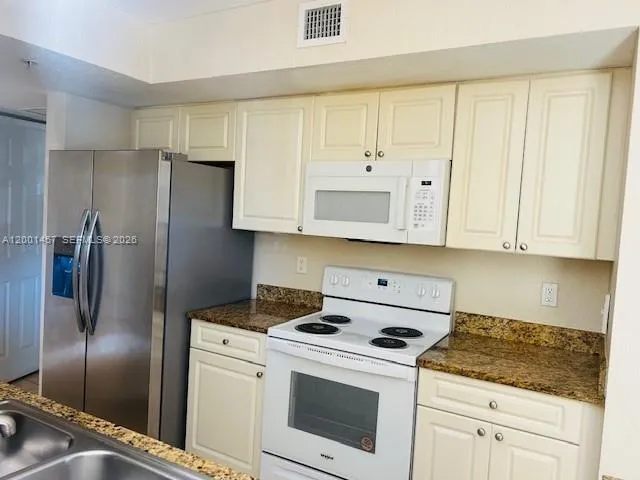 Cutler Bay, Florida 33189, 2 Bedrooms Bedrooms, ,2 BathroomsBathrooms,Residential Lease,For Rent,A12001457