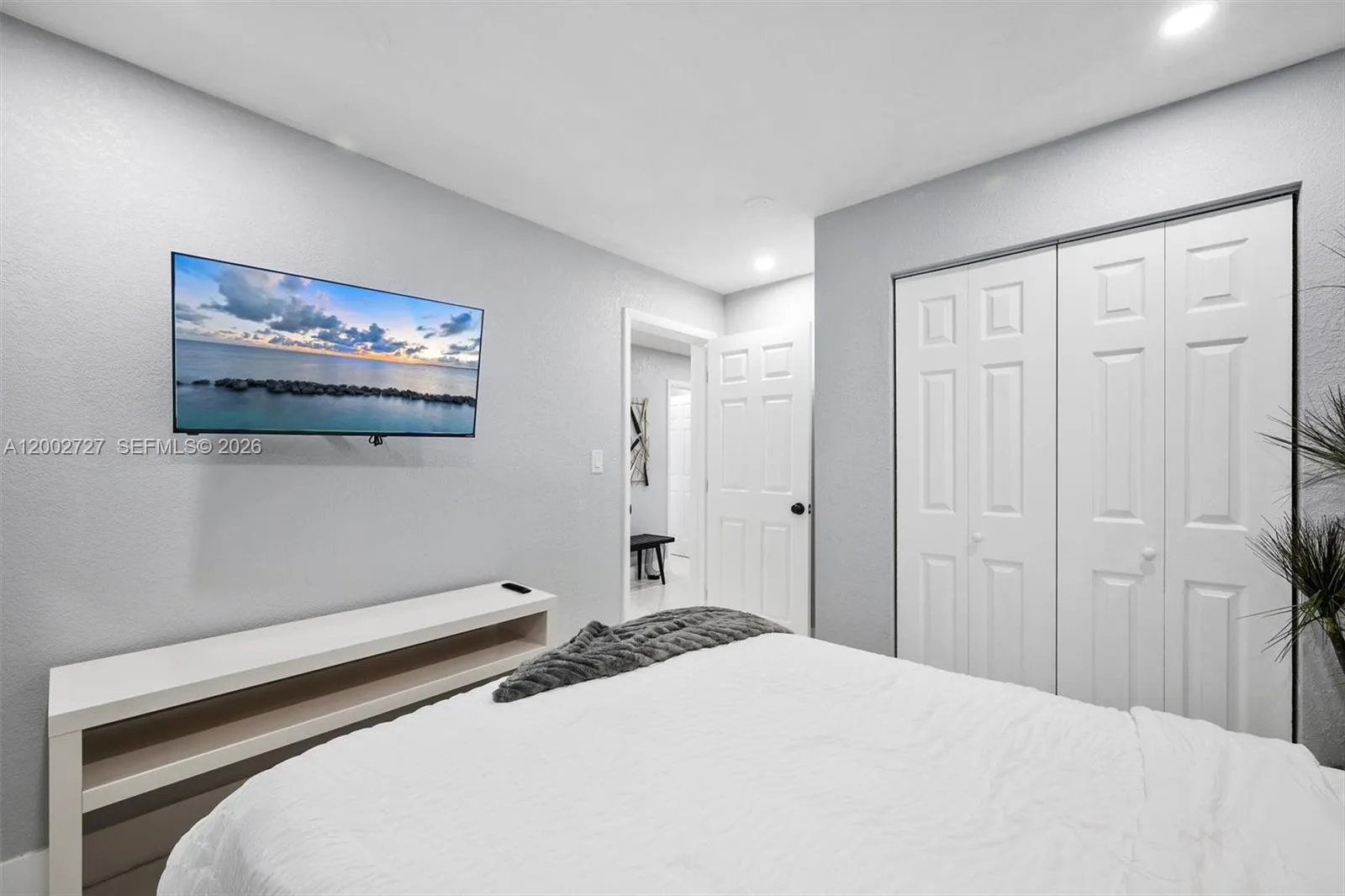 14760 S Spur Dr, Miami, Florida 33161, Miami, Florida 33161, 6 Bedrooms Bedrooms, ,3 BathroomsBathrooms,Residential,For Sale,14760 S Spur Dr, Miami, Florida 33161,A12002727