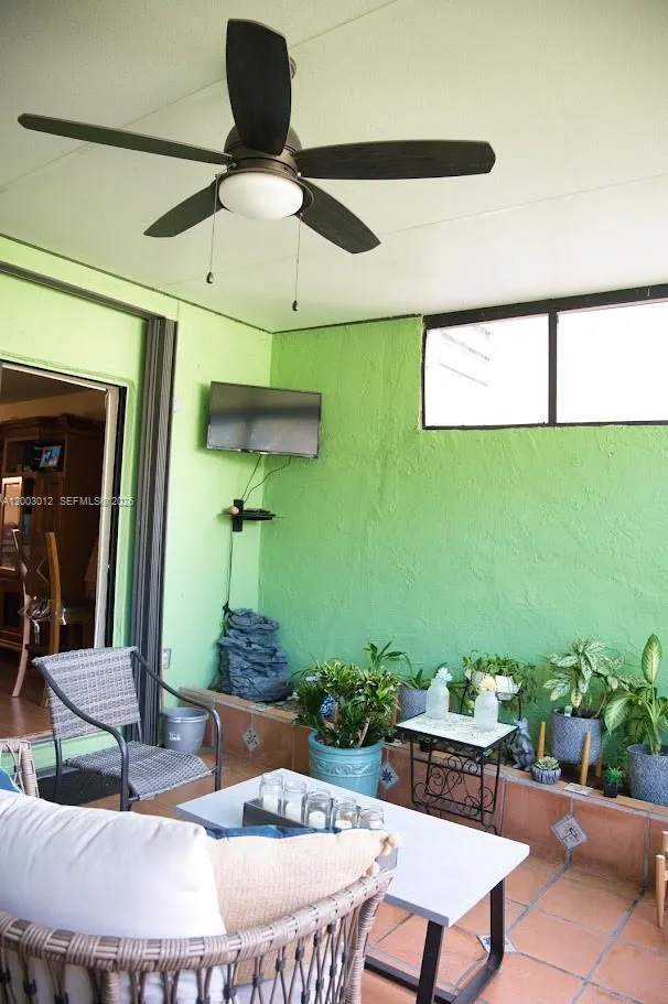 9955 Nw 10th St 24, Pembroke Pines, Florida 33024, Pembroke Pines, Florida 33024, 2 Bedrooms Bedrooms, ,2 BathroomsBathrooms,Residential,For Sale,9955 Nw 10th St 24, Pembroke Pines, Florida 33024,A12003012