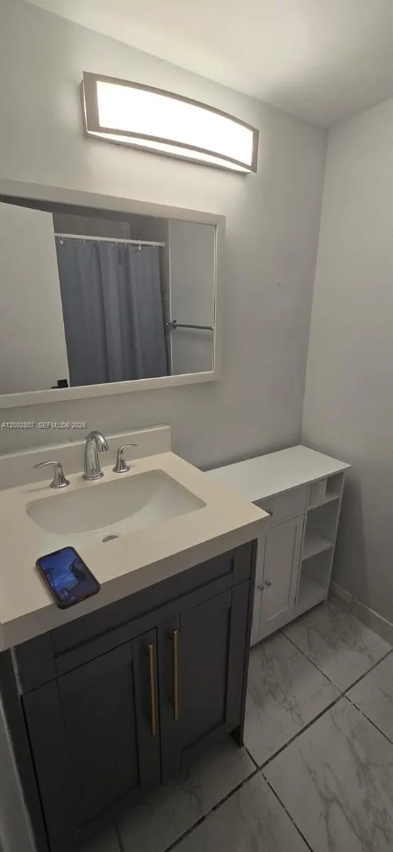 7441 Wayne Ave 11a, Miami Beach, Florida 33141, Miami Beach, Florida 33141, 2 Bedrooms Bedrooms, ,2 BathroomsBathrooms,Residential,For Sale,7441 Wayne Ave 11a, Miami Beach, Florida 33141,A12002807