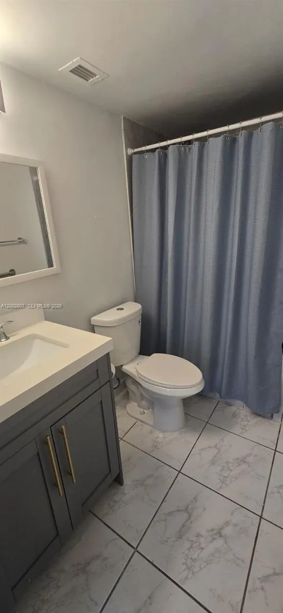 7441 Wayne Ave 11a, Miami Beach, Florida 33141, Miami Beach, Florida 33141, 2 Bedrooms Bedrooms, ,2 BathroomsBathrooms,Residential,For Sale,7441 Wayne Ave 11a, Miami Beach, Florida 33141,A12002807