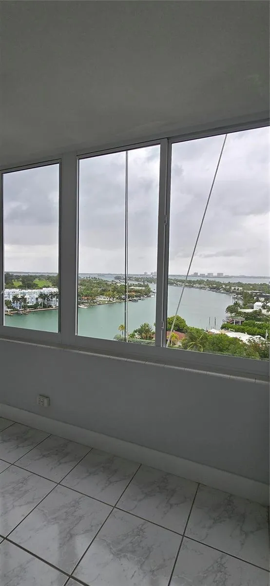 7441 Wayne Ave 11a, Miami Beach, Florida 33141, Miami Beach, Florida 33141, 2 Bedrooms Bedrooms, ,2 BathroomsBathrooms,Residential,For Sale,7441 Wayne Ave 11a, Miami Beach, Florida 33141,A12002807