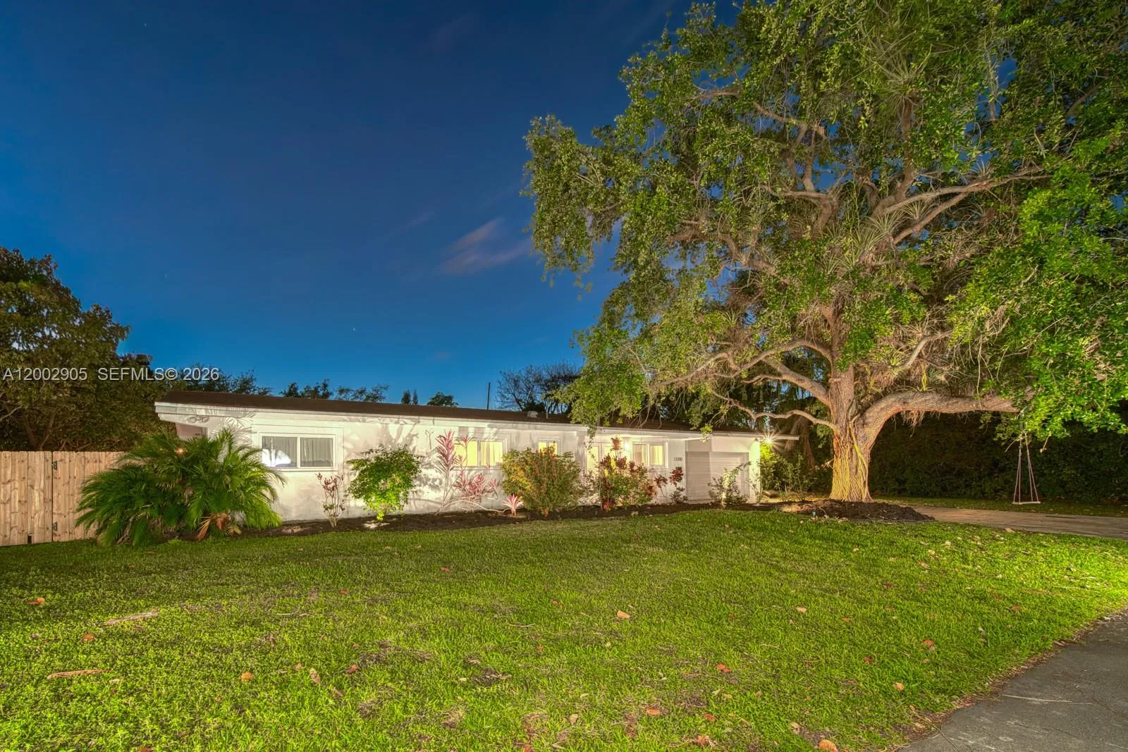 13700 Sw 74th Ct, Palmetto Bay, Florida 33158, Palmetto Bay, Florida 33158, 5 Bedrooms Bedrooms, ,3 BathroomsBathrooms,Residential,For Sale,13700 Sw 74th Ct, Palmetto Bay, Florida 33158,A12002905