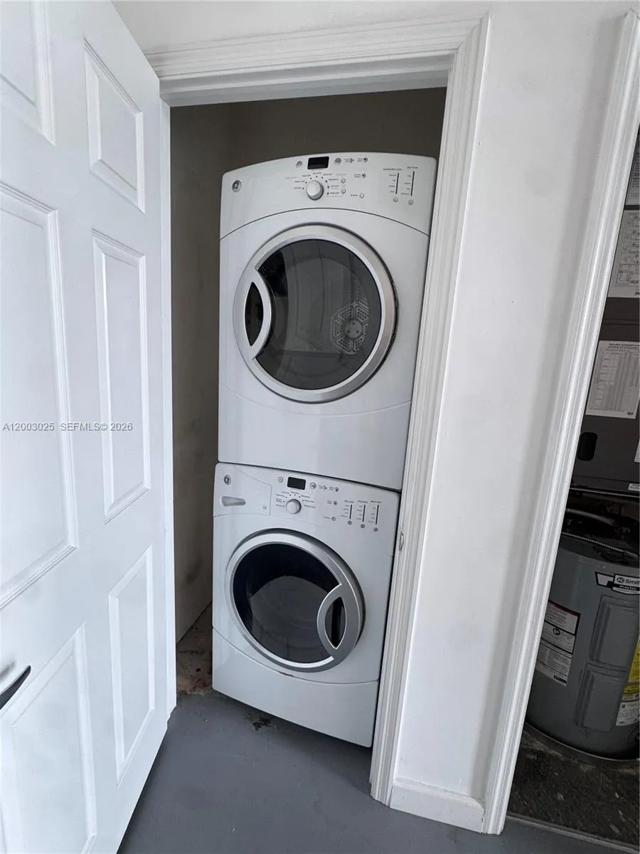 2100 Van Buren St 412, Hollywood, Florida 33020, Hollywood, Florida 33020, 1 Bedroom Bedrooms, ,1 BathroomBathrooms,Residential,For Sale,2100 Van Buren St 412, Hollywood, Florida 33020,A12003025