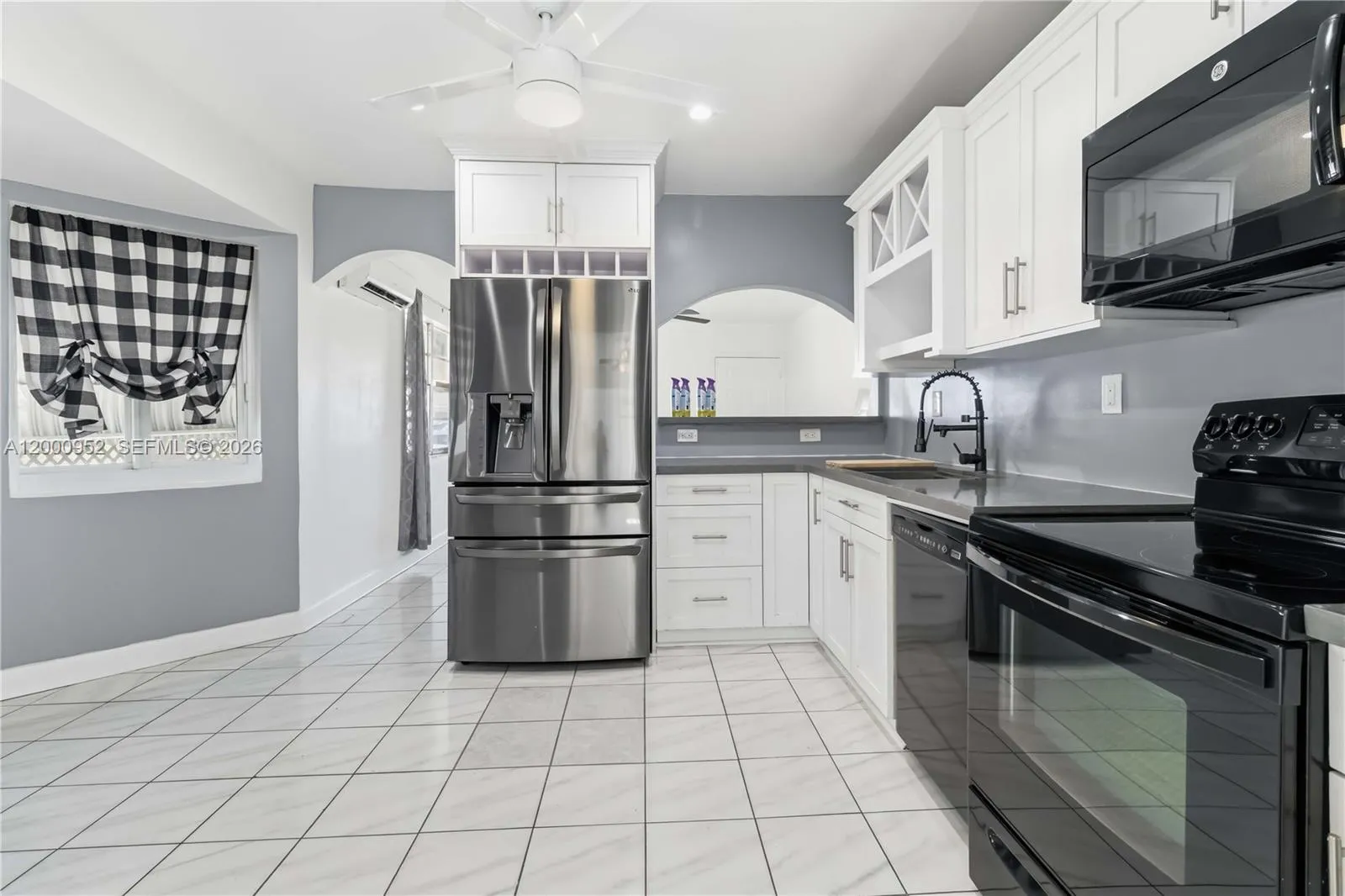 2820 Fletcher St, Hollywood, Florida 33020, Hollywood, Florida 33020, 2 Bedrooms Bedrooms, ,2 BathroomsBathrooms,Residential,For Sale,2820 Fletcher St, Hollywood, Florida 33020,A12000952