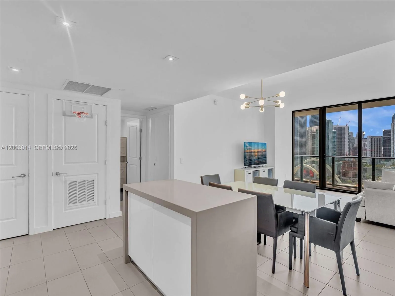 1600 Ne 1st Ave 2908, Miami, Florida 33132, Miami, Florida 33132, 2 Bedrooms Bedrooms, ,2 BathroomsBathrooms,Residential,For Sale,1600 Ne 1st Ave 2908, Miami, Florida 33132,A12003014