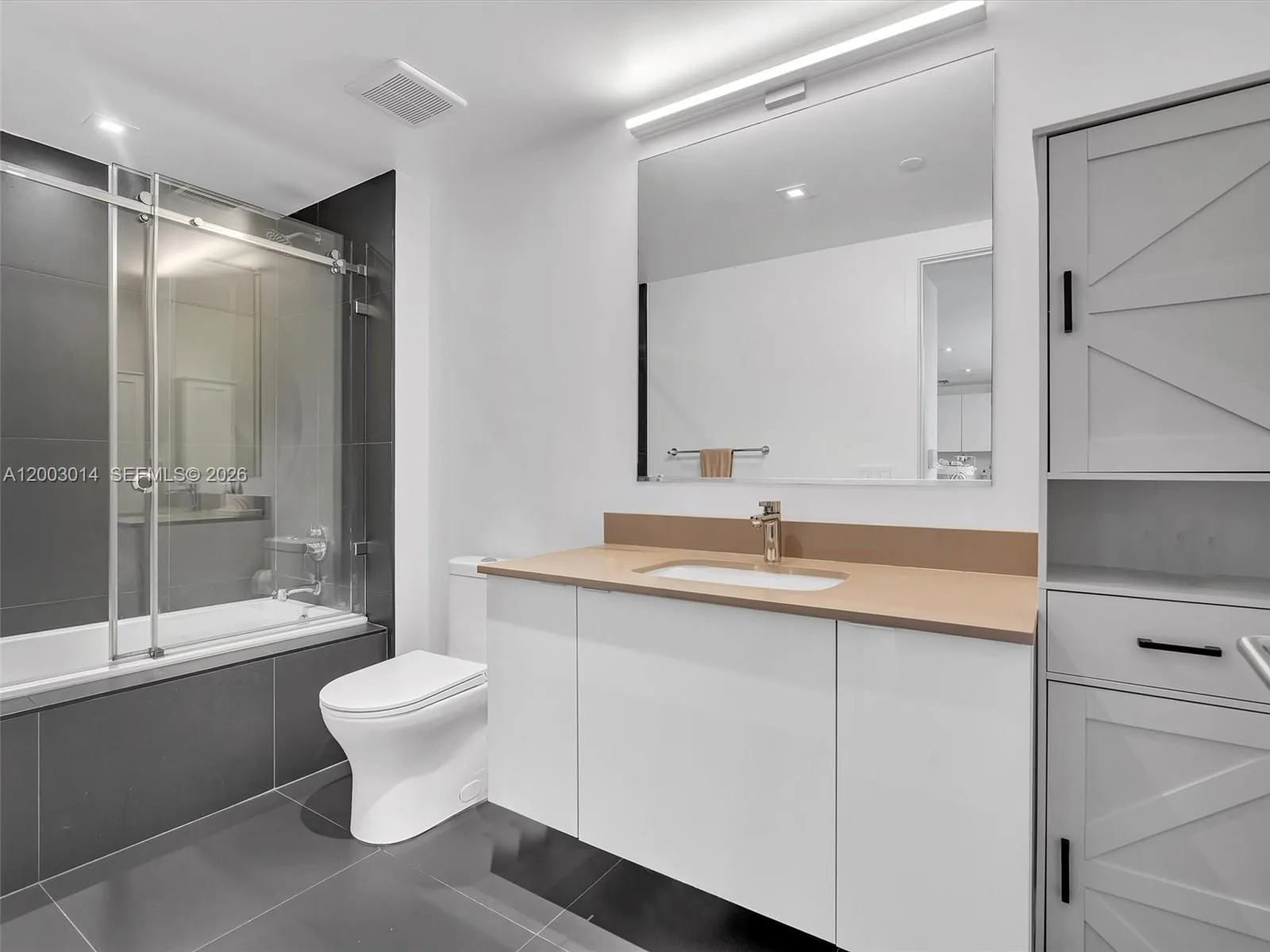 1600 Ne 1st Ave 2908, Miami, Florida 33132, Miami, Florida 33132, 2 Bedrooms Bedrooms, ,2 BathroomsBathrooms,Residential,For Sale,1600 Ne 1st Ave 2908, Miami, Florida 33132,A12003014