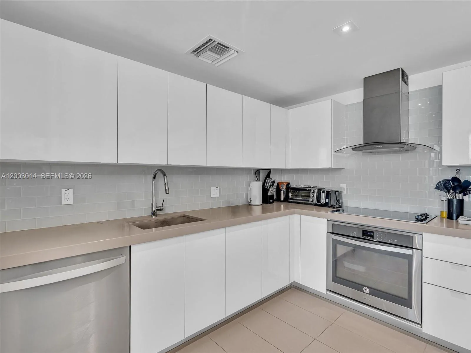 1600 Ne 1st Ave 2908, Miami, Florida 33132, Miami, Florida 33132, 2 Bedrooms Bedrooms, ,2 BathroomsBathrooms,Residential,For Sale,1600 Ne 1st Ave 2908, Miami, Florida 33132,A12003014