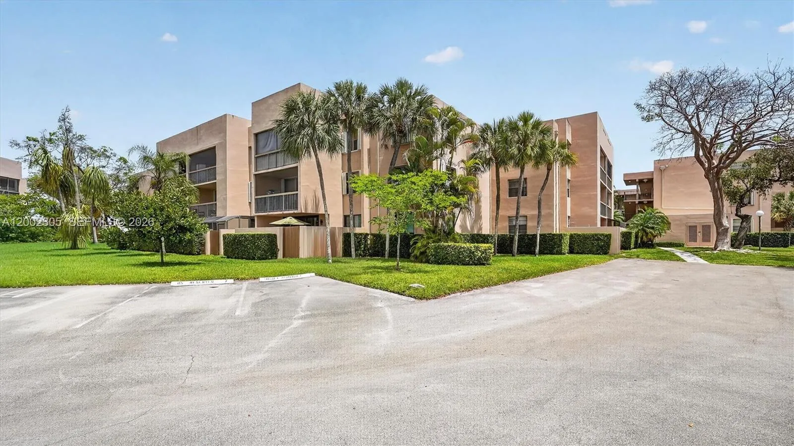 10975 Sw 107th St. 202, Kendall, Florida 33176, Kendall, Florida 33176, 2 Bedrooms Bedrooms, ,2 BathroomsBathrooms,Residential,For Sale,10975 Sw 107th St. 202, Kendall, Florida 33176,A12002305