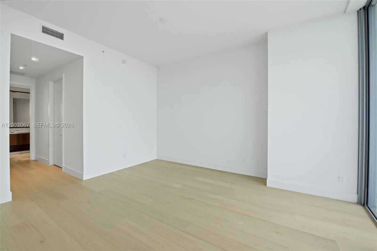 175 Se 25th Rd 3302, Miami, Florida 33129, Miami, Florida 33129, 4 Bedrooms Bedrooms, ,4 BathroomsBathrooms,Residential Lease,For Rent,175 Se 25th Rd 3302, Miami, Florida 33129,A12003067