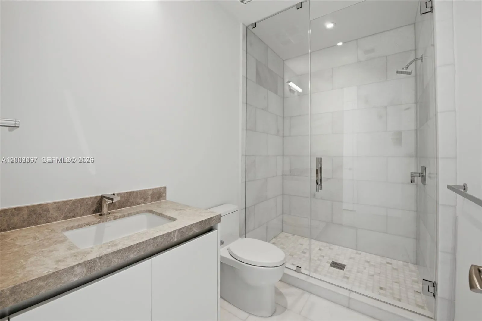 175 Se 25th Rd 3302, Miami, Florida 33129, Miami, Florida 33129, 4 Bedrooms Bedrooms, ,4 BathroomsBathrooms,Residential Lease,For Rent,175 Se 25th Rd 3302, Miami, Florida 33129,A12003067