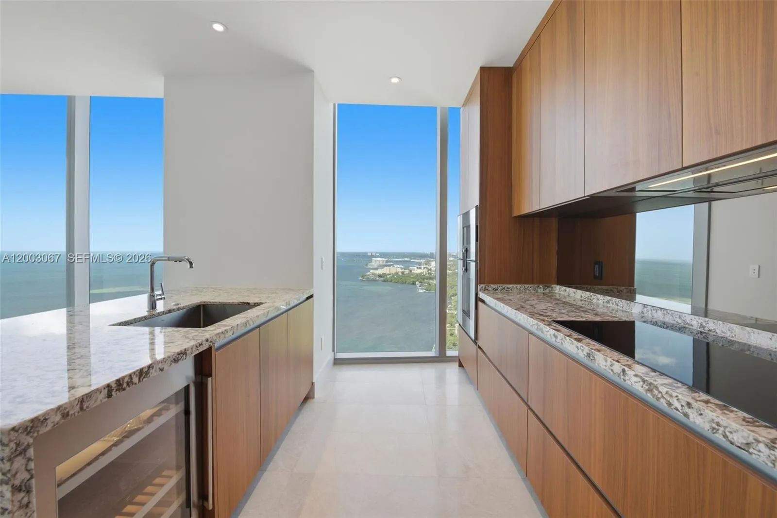 175 Se 25th Rd 3302, Miami, Florida 33129, Miami, Florida 33129, 4 Bedrooms Bedrooms, ,4 BathroomsBathrooms,Residential Lease,For Rent,175 Se 25th Rd 3302, Miami, Florida 33129,A12003067