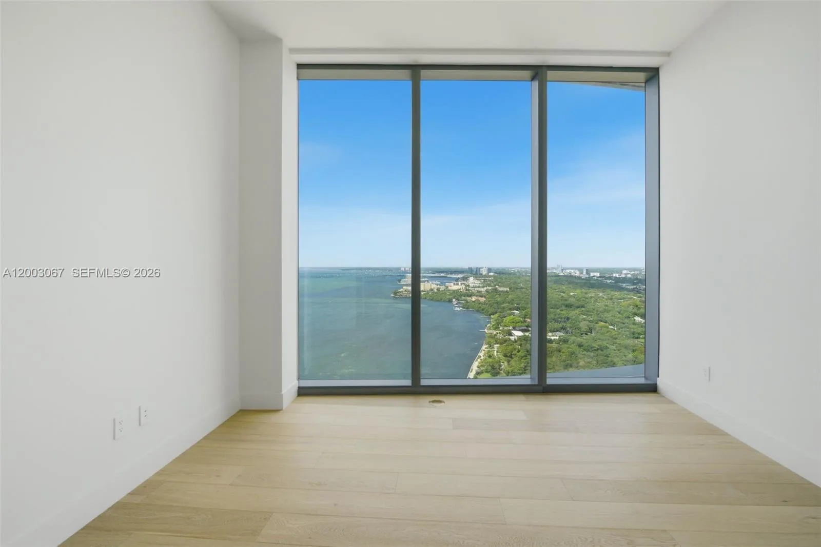 175 Se 25th Rd 3302, Miami, Florida 33129, Miami, Florida 33129, 4 Bedrooms Bedrooms, ,4 BathroomsBathrooms,Residential Lease,For Rent,175 Se 25th Rd 3302, Miami, Florida 33129,A12003067