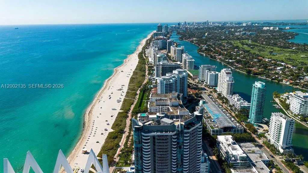 Miami Beach, Florida 33141, 1 Bedroom Bedrooms, ,1 BathroomBathrooms,Residential,For Sale,A12002135