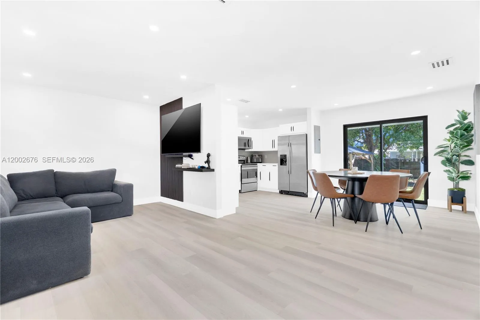 10220 Sw 168th St, Miami, Florida 33157, Miami, Florida 33157, 4 Bedrooms Bedrooms, ,2 BathroomsBathrooms,Residential,For Sale,10220 Sw 168th St, Miami, Florida 33157,A12002676