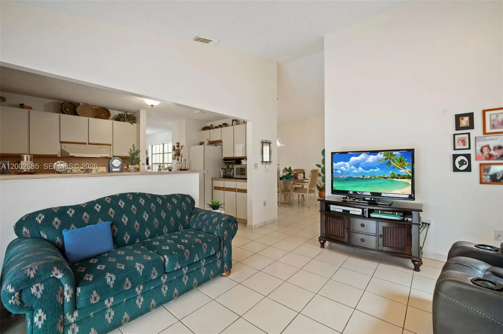 13440 Sw 28th St, Miami, Florida 33175, Miami, Florida 33175, 3 Bedrooms Bedrooms, ,2 BathroomsBathrooms,Residential,For Sale,13440 Sw 28th St, Miami, Florida 33175,A12002685