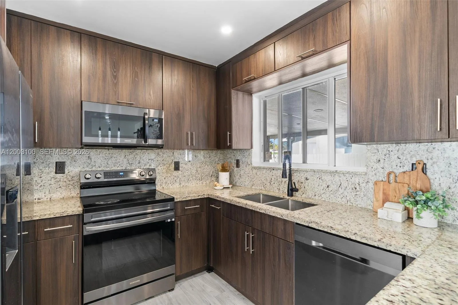 1000 Nw 16th Ave, Homestead, Florida 33030, Homestead, Florida 33030, 3 Bedrooms Bedrooms, ,2 BathroomsBathrooms,Residential,For Sale,1000 Nw 16th Ave, Homestead, Florida 33030,A12003100