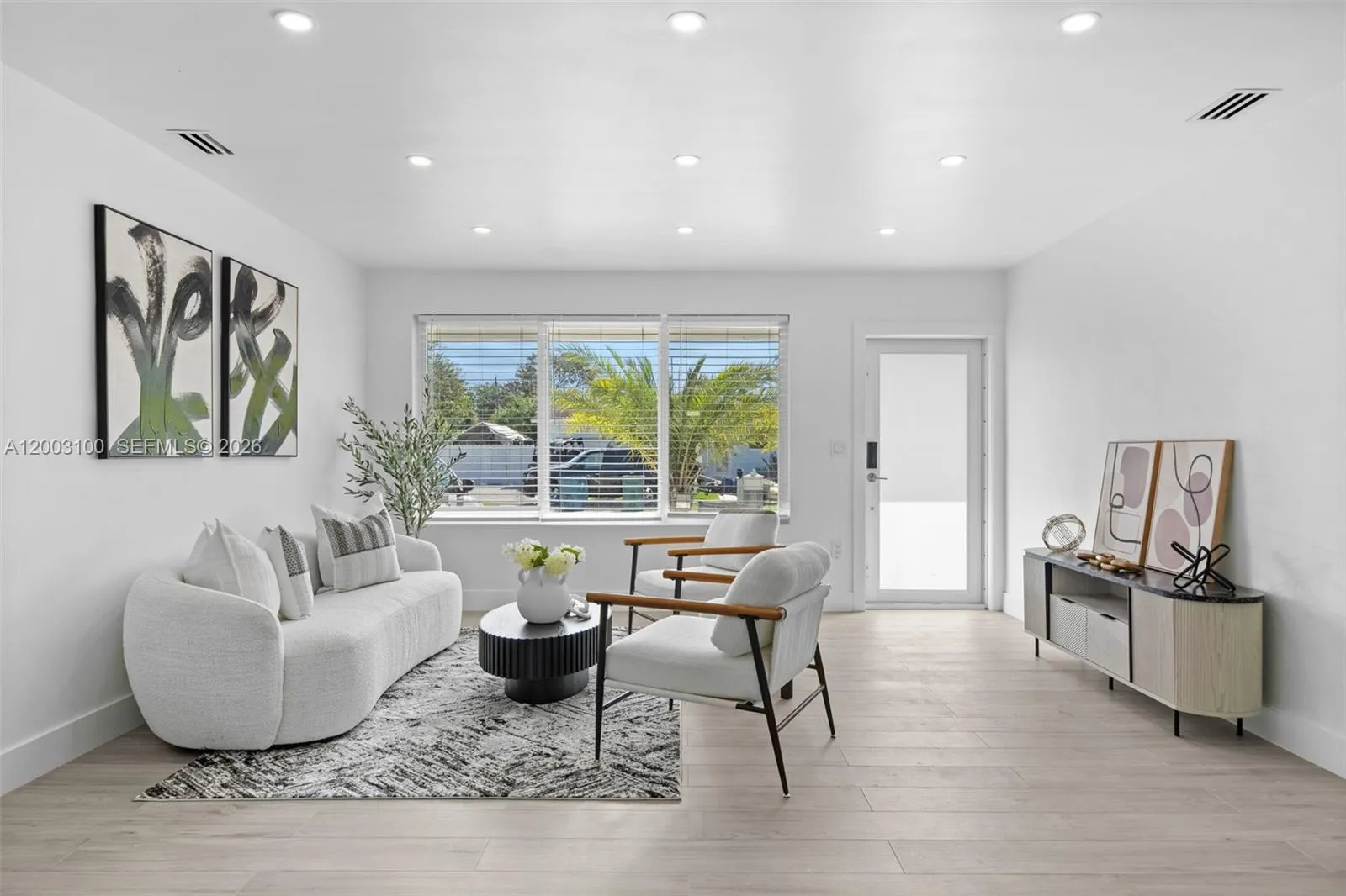 1000 Nw 16th Ave, Homestead, Florida 33030, Homestead, Florida 33030, 3 Bedrooms Bedrooms, ,2 BathroomsBathrooms,Residential,For Sale,1000 Nw 16th Ave, Homestead, Florida 33030,A12003100