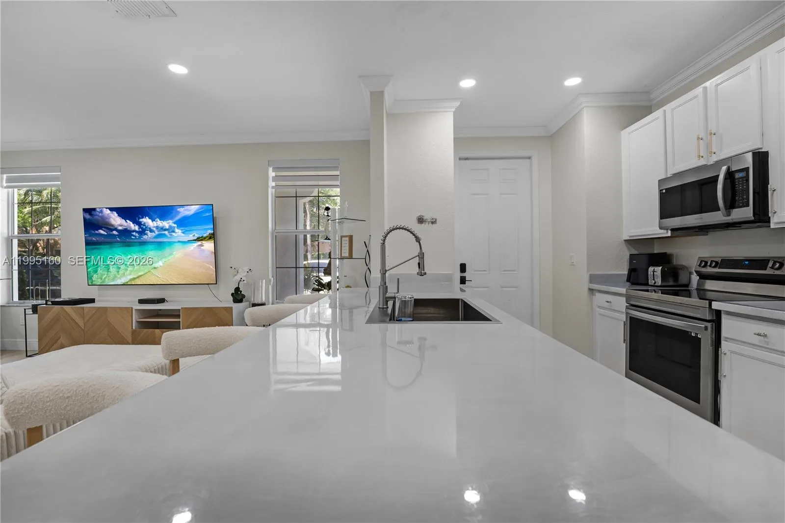 Miramar, Florida 33025, 3 Bedrooms Bedrooms, ,2 BathroomsBathrooms,Residential,For Sale,A11995160