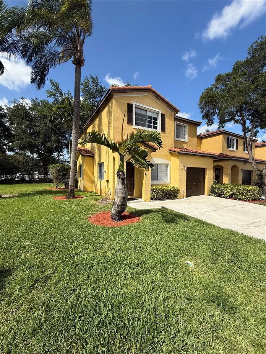 1704 Sw 101st Ter, Miramar, Florida 33025, Miramar, Florida 33025, 4 Bedrooms Bedrooms, ,2 BathroomsBathrooms,Residential,For Sale,1704 Sw 101st Ter, Miramar, Florida 33025,A12002787