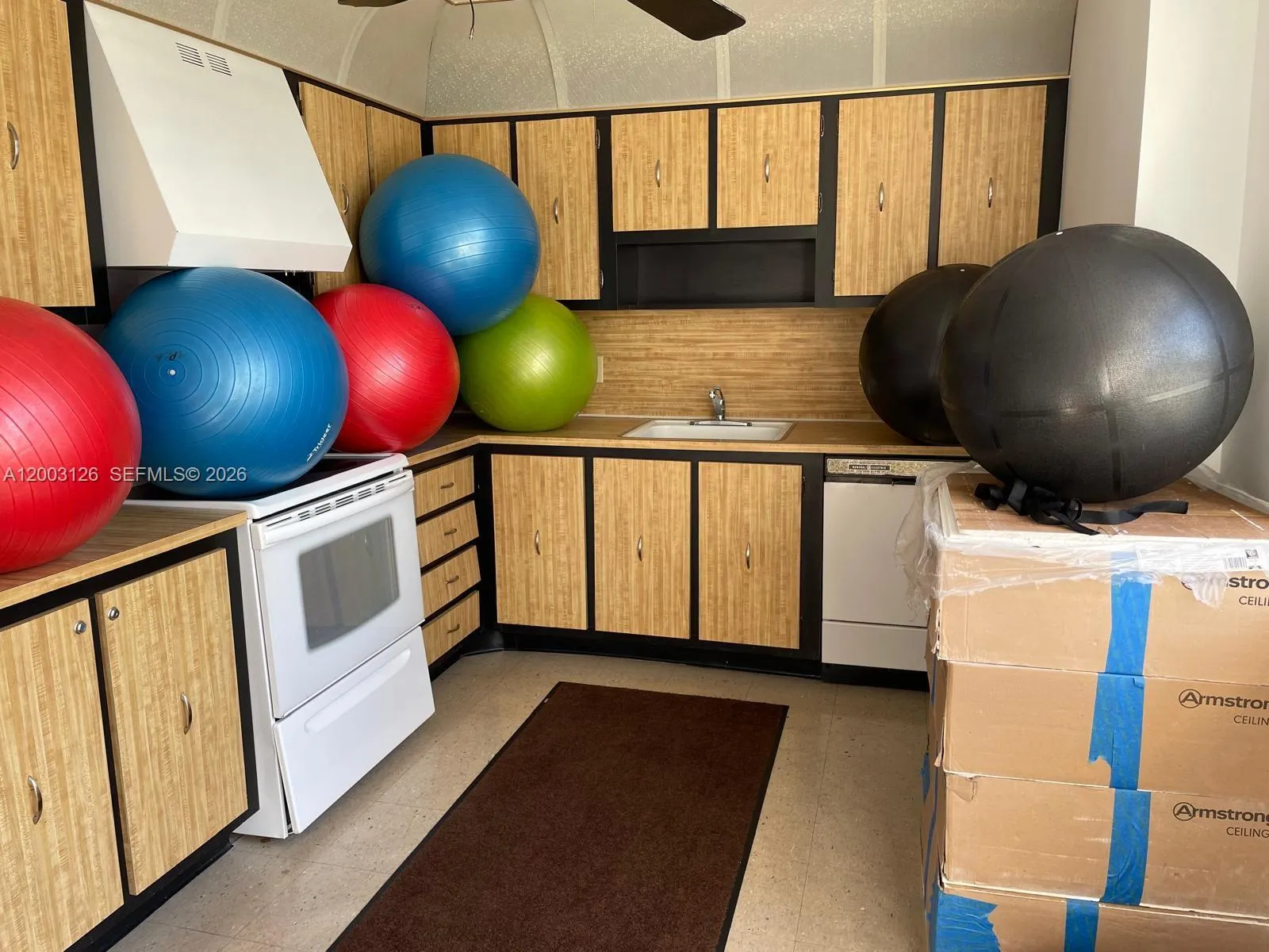 2851 Ne 183rd St 509e, Aventura, Florida 33160, Aventura, Florida 33160, 2 Bedrooms Bedrooms, ,2 BathroomsBathrooms,Residential,For Sale,2851 Ne 183rd St 509e, Aventura, Florida 33160,A12003126