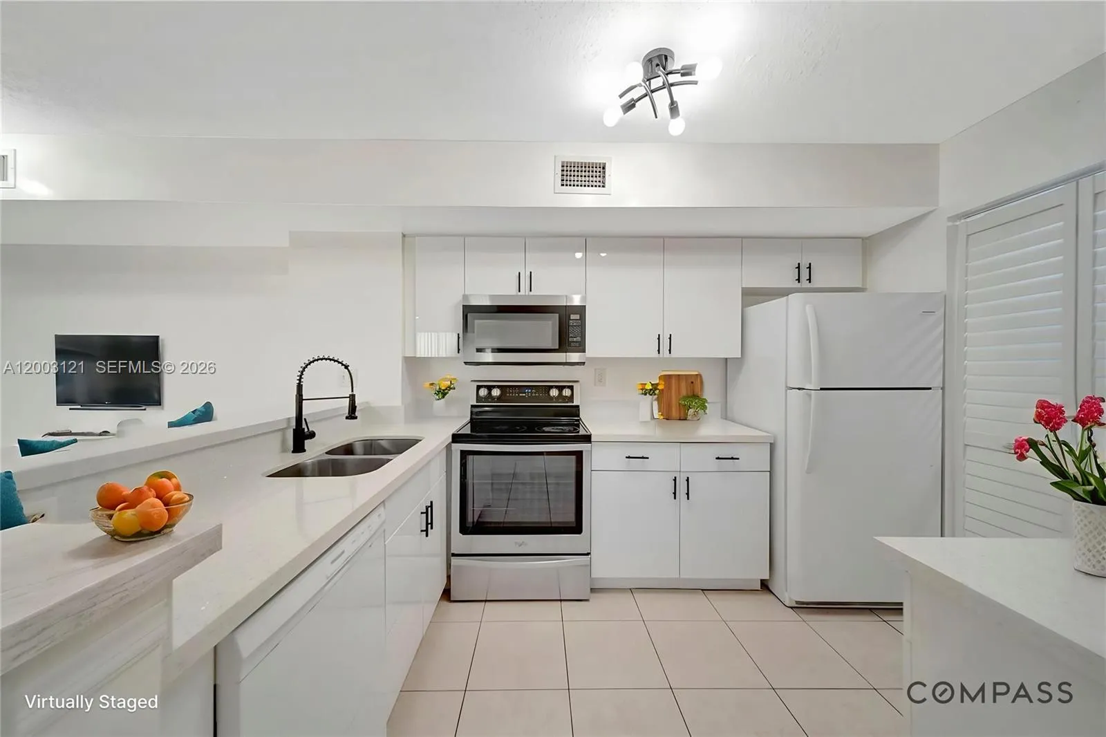 2620 S University Dr 109, Davie, Florida 33328, Davie, Florida 33328, 3 Bedrooms Bedrooms, ,2 BathroomsBathrooms,Residential,For Sale,2620 S University Dr 109, Davie, Florida 33328,A12003121