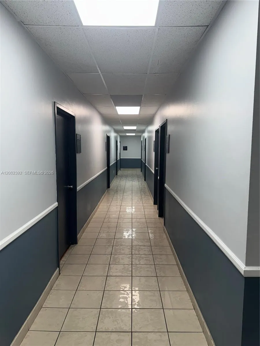 717 Ponce De Leon Blvd 323-a, Coral Gables, Florid, Coral Gables, Florida 33134, ,Commercial Lease,For Rent,717 Ponce De Leon Blvd 323-a, Coral Gables, Florid,A12002392