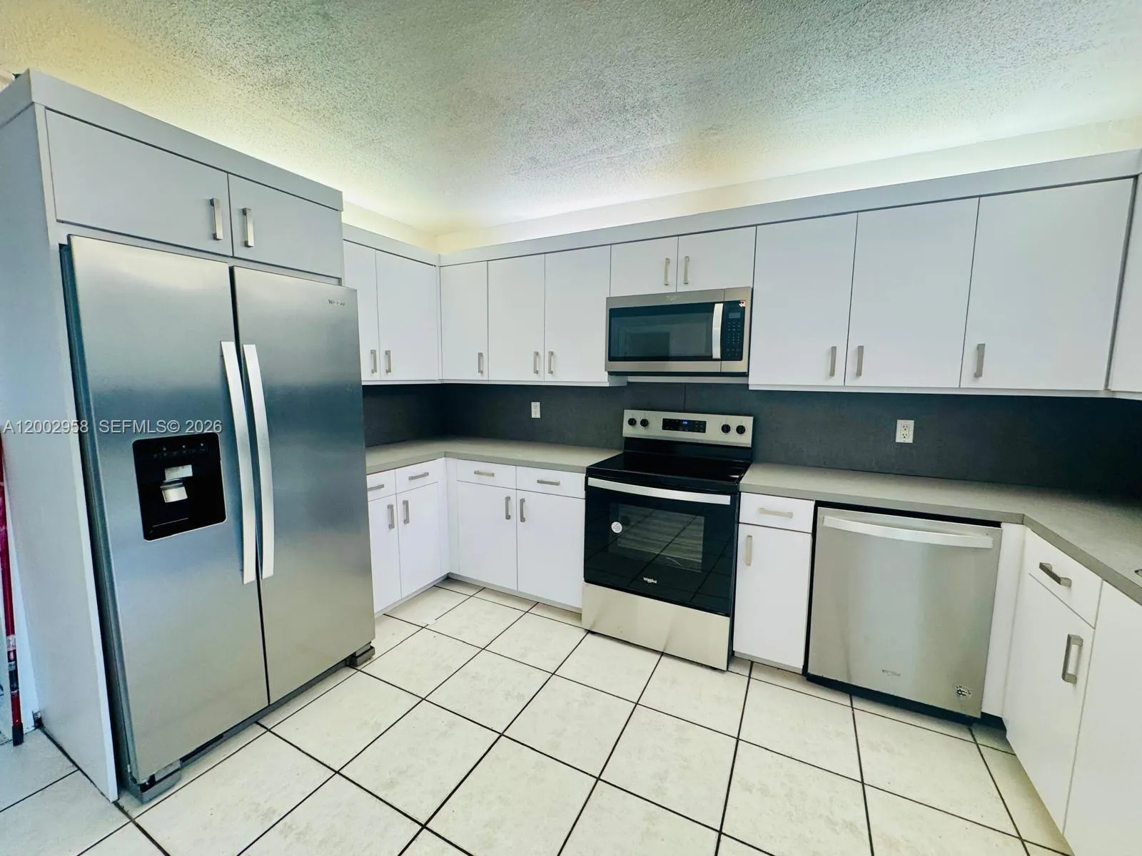 2051 Ne 25th Ave, Pompano Beach, Florida 33062, Pompano Beach, Florida 33062, ,Residential Income,For Sale,2051 Ne 25th Ave, Pompano Beach, Florida 33062,A12002958