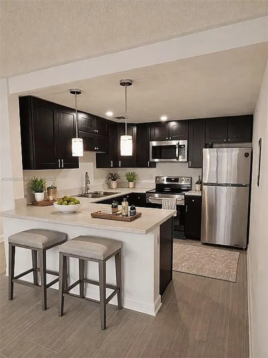 10400 Sw 108th Ave A215, Miami, Florida 33176, Miami, Florida 33176, 2 Bedrooms Bedrooms, ,2 BathroomsBathrooms,Residential,For Sale,10400 Sw 108th Ave A215, Miami, Florida 33176,A12003033