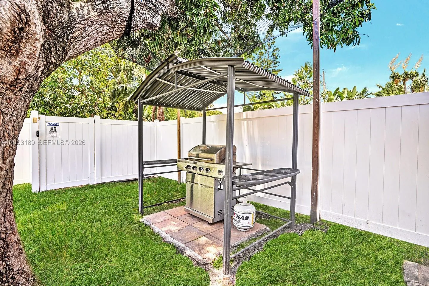 1318 Washington St, Hollywood, Florida 33019, Hollywood, Florida 33019, 4 Bedrooms Bedrooms, ,3 BathroomsBathrooms,Residential,For Sale,1318 Washington St, Hollywood, Florida 33019,A12003189