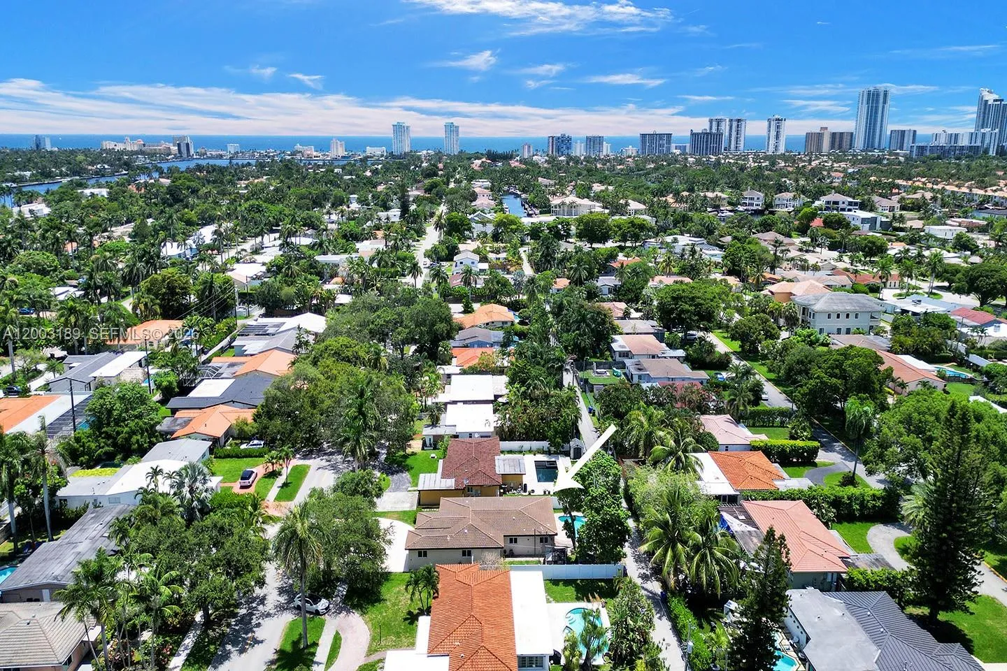 1318 Washington St, Hollywood, Florida 33019, Hollywood, Florida 33019, 4 Bedrooms Bedrooms, ,3 BathroomsBathrooms,Residential,For Sale,1318 Washington St, Hollywood, Florida 33019,A12003189