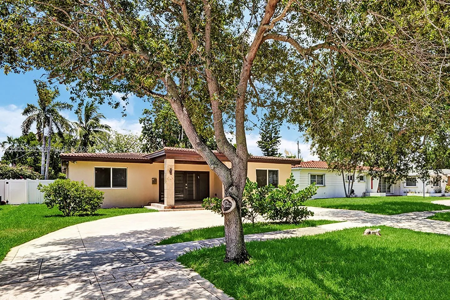 1318 Washington St, Hollywood, Florida 33019, Hollywood, Florida 33019, 4 Bedrooms Bedrooms, ,3 BathroomsBathrooms,Residential,For Sale,1318 Washington St, Hollywood, Florida 33019,A12003189