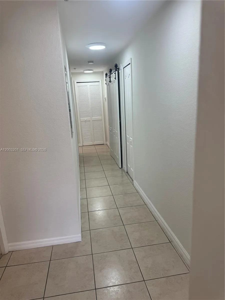 8826 W Flagler St 102, Miami, Florida 33174, Miami, Florida 33174, 3 Bedrooms Bedrooms, ,2 BathroomsBathrooms,Residential,For Sale,8826 W Flagler St 102, Miami, Florida 33174,A12003201