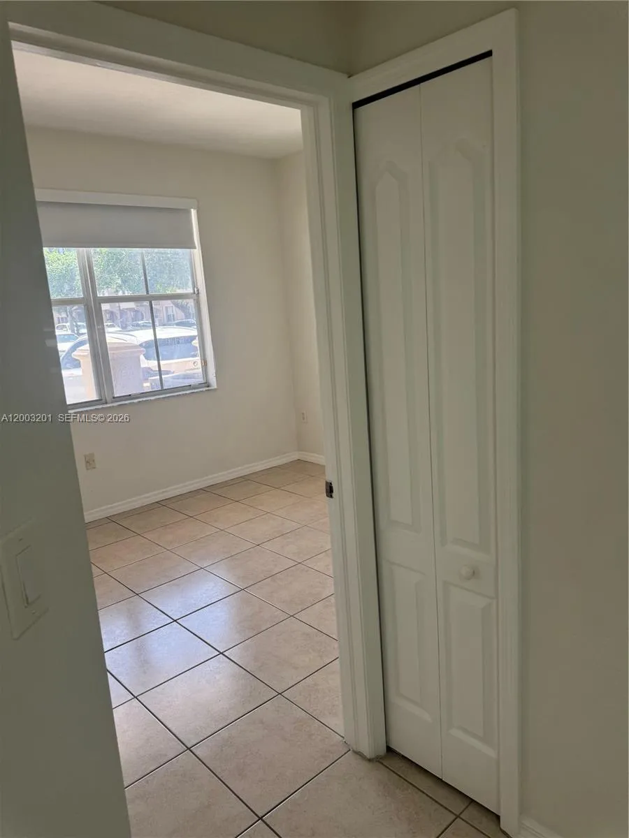 8826 W Flagler St 102, Miami, Florida 33174, Miami, Florida 33174, 3 Bedrooms Bedrooms, ,2 BathroomsBathrooms,Residential,For Sale,8826 W Flagler St 102, Miami, Florida 33174,A12003201