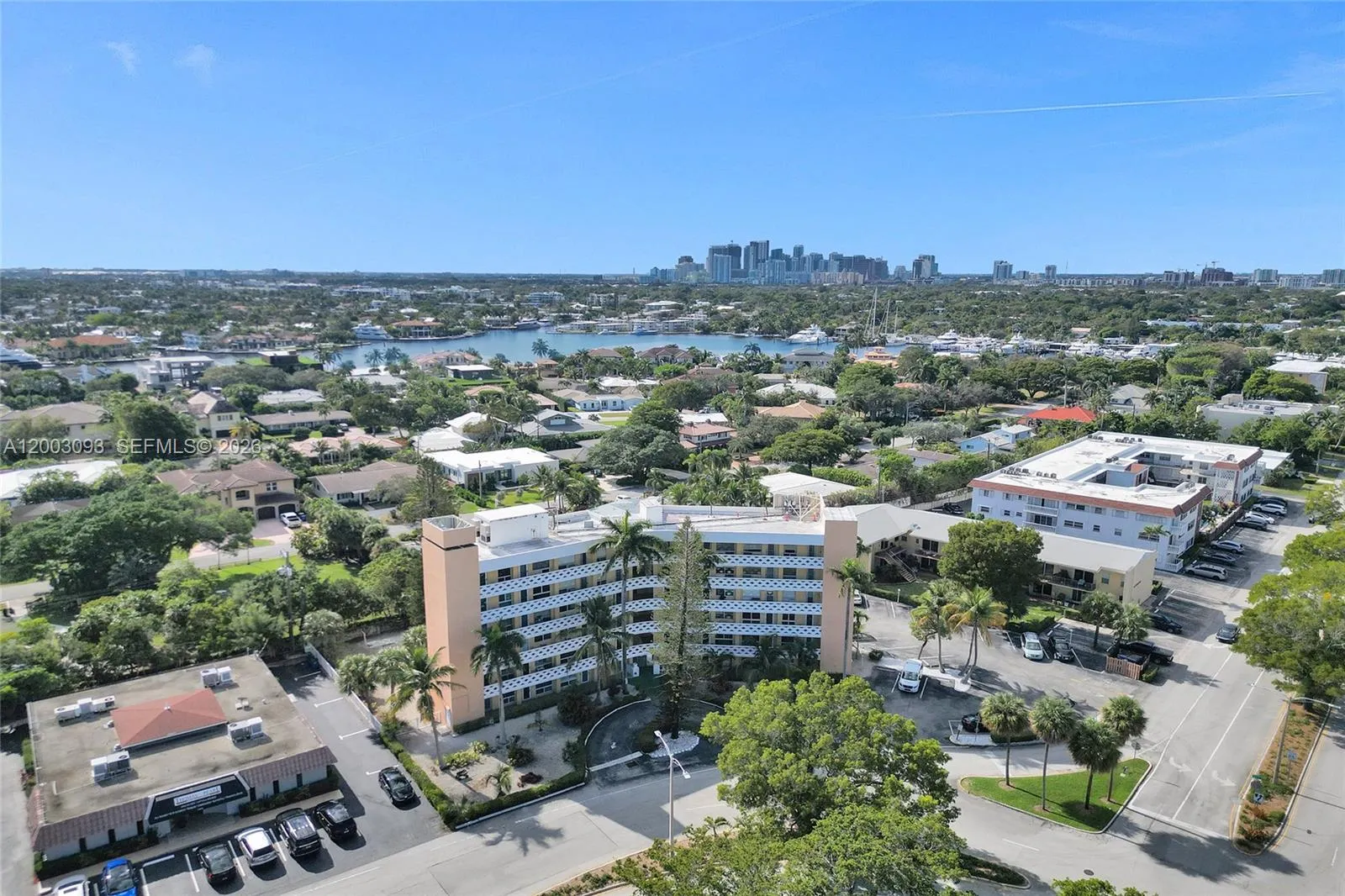 2400 Ne 9th St 603, Fort Lauderdale, Florida 33304, Fort Lauderdale, Florida 33304, 2 Bedrooms Bedrooms, ,1 BathroomBathrooms,Residential,For Sale,2400 Ne 9th St 603, Fort Lauderdale, Florida 33304,A12003093