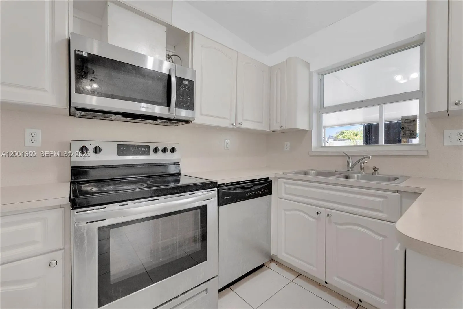 13246 Sw 276th Ln, Homestead, Florida 33032, Homestead, Florida 33032, 3 Bedrooms Bedrooms, ,2 BathroomsBathrooms,Residential,For Sale,13246 Sw 276th Ln, Homestead, Florida 33032,A12001659