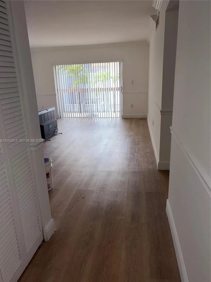 401 Nw 72nd Ave 209-d, Miami, Florida 33126, Miami, Florida 33126, 2 Bedrooms Bedrooms, ,1 BathroomBathrooms,Residential Lease,For Rent,401 Nw 72nd Ave 209-d, Miami, Florida 33126,A12003213