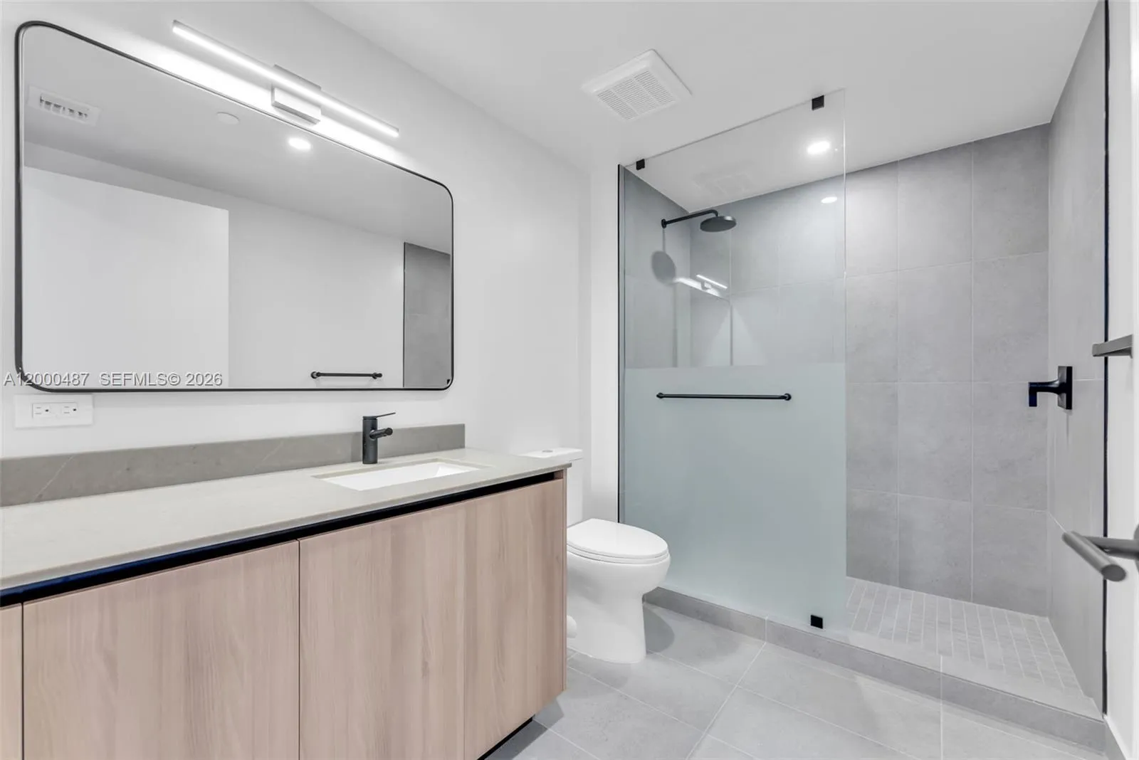 121 Ne 5 St 3112, Miami, Florida 33132, Miami, Florida 33132, 2 Bedrooms Bedrooms, ,2 BathroomsBathrooms,Residential,For Sale,121 Ne 5 St 3112, Miami, Florida 33132,A12000487