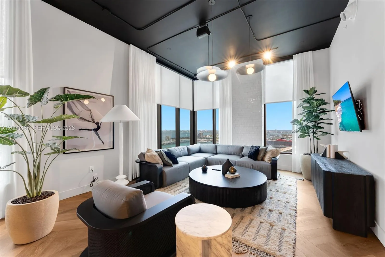 121 Ne 5 St 3112, Miami, Florida 33132, Miami, Florida 33132, 2 Bedrooms Bedrooms, ,2 BathroomsBathrooms,Residential,For Sale,121 Ne 5 St 3112, Miami, Florida 33132,A12000487